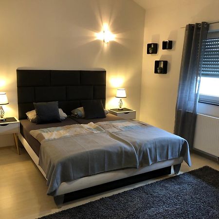 Pension Am Roemerhof Munzenberg Экстерьер фото